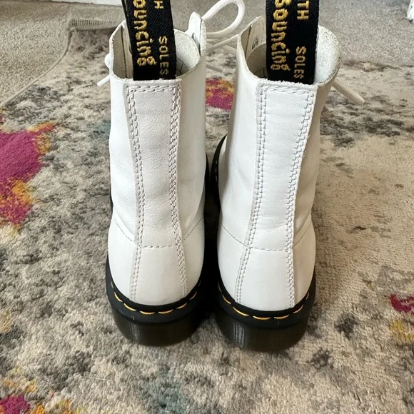 Dr Doc Martens 1460 Pascal Virginia Leather White Combat Boots Blanche Size 7 Wo - Picture 4 of 6